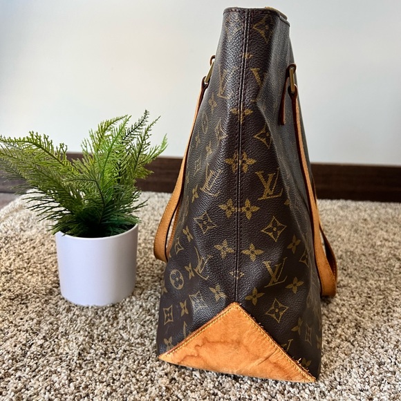 Authentic Louis Vuitton Monogram Cabas Mezzo - Picture 4 of 11